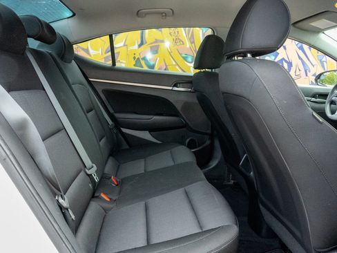Used 2018 Hyundai Elantra SEL FWD image 18