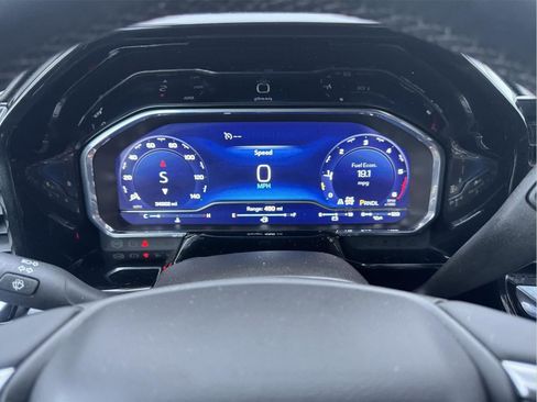 Used 2023 Chevrolet Silverado 1500 RST w/ Z71 Off-Road Package image 20