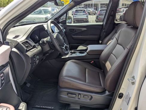 Certified 2024 Honda Passport EX-L image 29