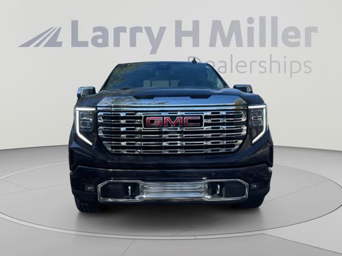 Used 2022 GMC Sierra 1500 Denali w/ Denali Carbonpro Edition AWD/4WD image 8
