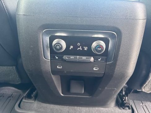 Used 2023 GMC Yukon AT4 w/ AT4 Premium Plus Package AWD/4WD image 33