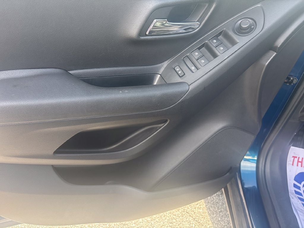 Used 2020 Chevrolet Trax LT w/ Driver Confidence Package FWD image 15