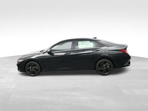 New 2026 Hyundai Elantra SEL Sport Premium FWD image 5