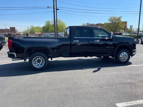New 2026 Chevrolet Silverado 3500 LTZ w/ LTZ Plus Package AWD/4WD image 10