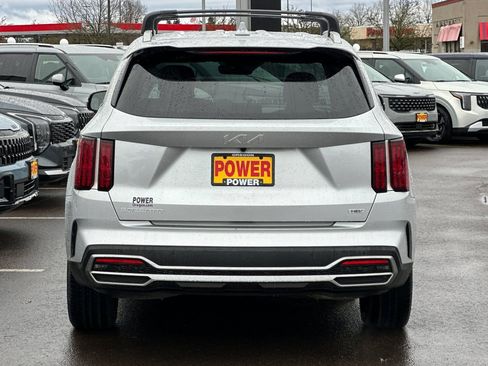 Used 2023 Kia Sorento SX Prestige image 5