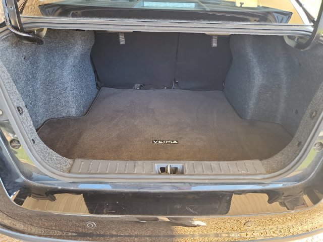 Used 2025 Nissan Versa SV w/ Trunk Package FWD image 20