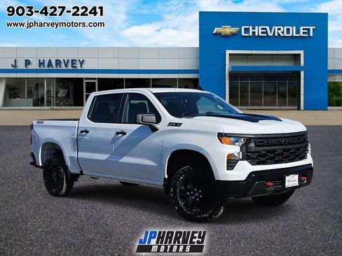 New 2026 Chevrolet Silverado 1500 Custom Trail Boss w/ LPO, Dark Essentials Package image 1