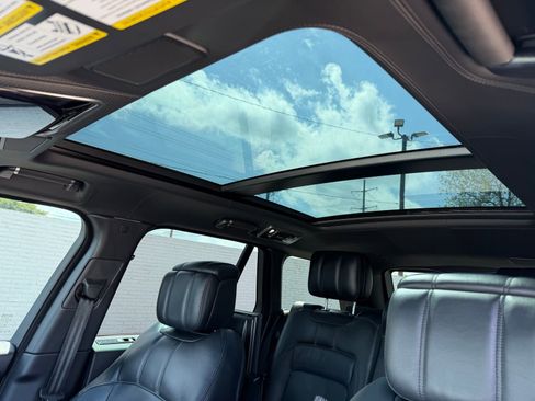 Used 2020 Land Rover Range Rover Autobiography AWD/4WD image 28