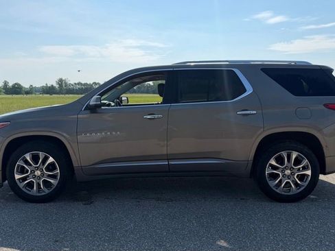 Used 2018 Chevrolet Traverse Premier AWD/4WD image 5