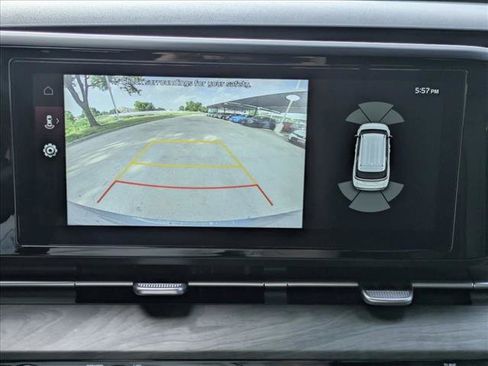 Used 2024 Kia Carnival EX FWD image 14