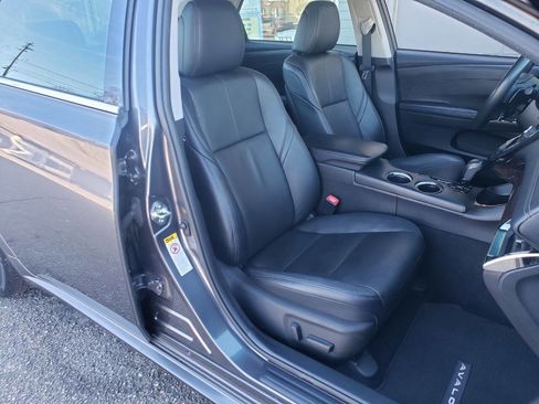 Used 2014 Toyota Avalon XLE Touring image 9
