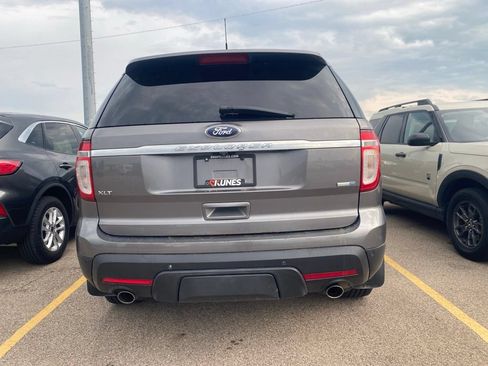 Used 2013 Ford Explorer XLT AWD/4WD image 10