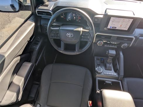 Used 2024 Toyota Tacoma SR image 17