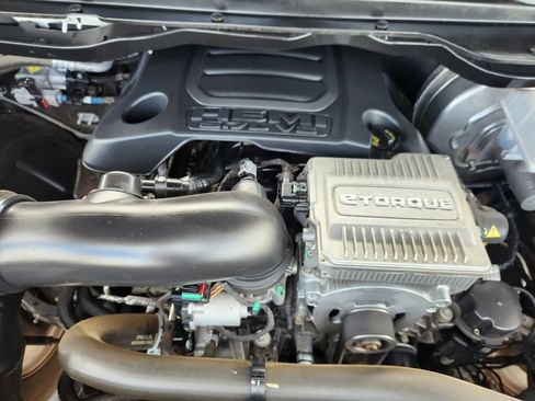 Used 2023 RAM 1500 Laramie image 13