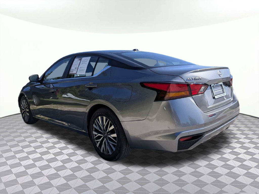 Used 2026 Nissan Altima 2.5 SV FWD image 5