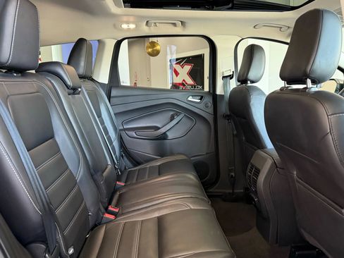 Used 2018 Ford Escape Titanium AWD/4WD image 26