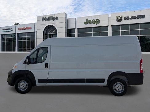 New 2026 RAM ProMaster 2500 w/ Convenience Group image 6