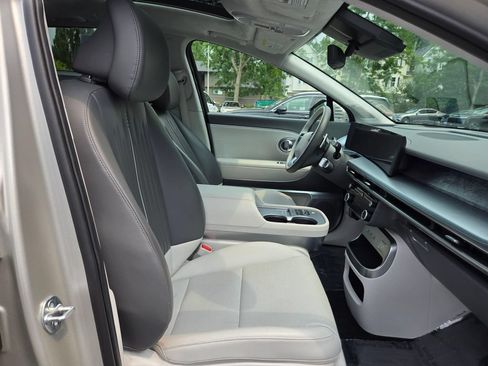 Used 2026 Hyundai Ioniq 9 Calligraphy AWD/4WD image 11