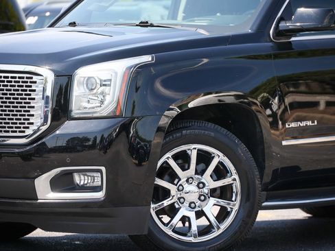 Used 2016 GMC Yukon XL Denali w/ Open Road Package AWD/4WD image 20