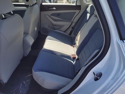 New 2025 Volkswagen Jetta SE image 10