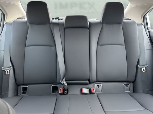Used 2025 Toyota Corolla LE image 10