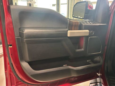 Used 2017 Ford F150 Lariat w/ Equipment Group 502A Luxury image 23