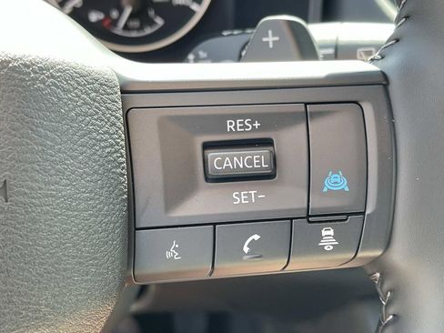 New 2026 Nissan Rogue SV FWD image 33