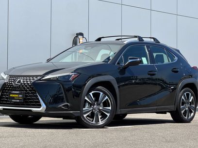 Used 2025 Lexus UX 300h FWD w/ Accessory Package (Z2)