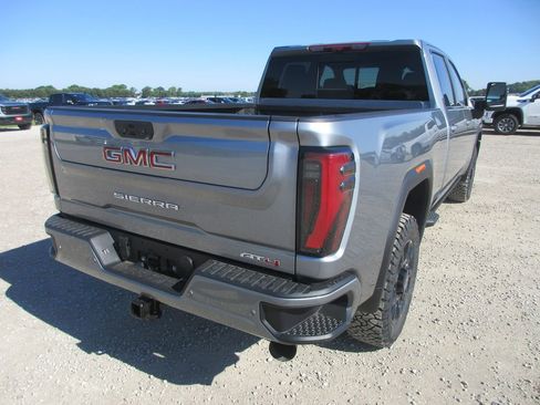 New 2026 GMC Sierra 2500 AT4 w/ AT4 Premium Plus Package AWD/4WD image 4