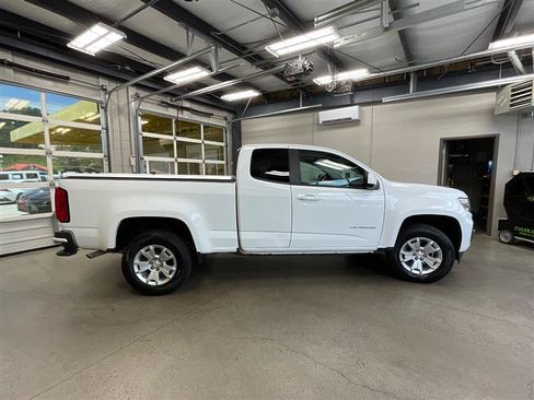 Used 2022 Chevrolet Colorado LT w/ Fleet Safety Package RWD image 6