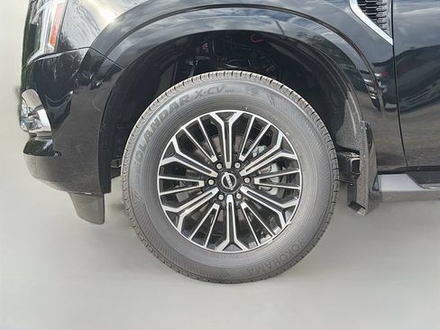 New 2026 Nissan Armada SL w/ Captain's Chari Seat Package RWD image 36