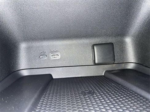 New 2026 Chevrolet Traverse LT w/ Midnight/Sport Edition image 31