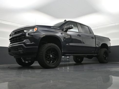 Used 2024 Chevrolet Silverado 1500 RST RWD image 23