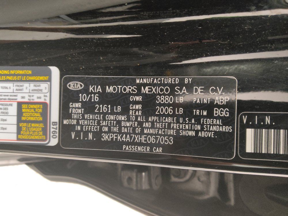 Used 2017 Kia Forte LX FWD image 33