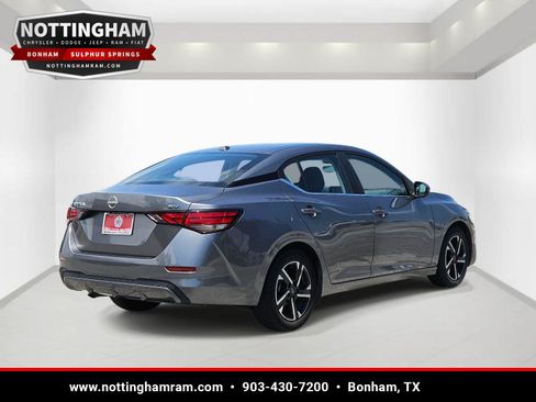 Used 2024 Nissan Sentra SV FWD image 4