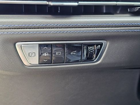 Used 2026 Cadillac Escalade IQL Luxury AWD/4WD image 26