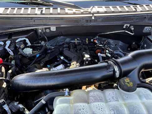Used 2022 Ford Expedition Limited RWD image 32