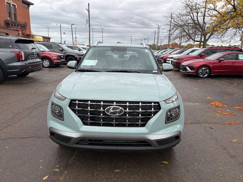 New 2026 Hyundai Venue SEL image 2