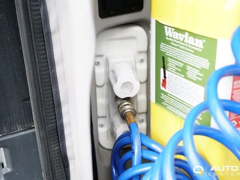 Used 2018 Mercedes-Benz Sprinter 2500 image 76