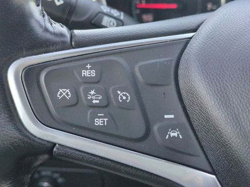 Used 2022 Chevrolet Equinox LT image 24