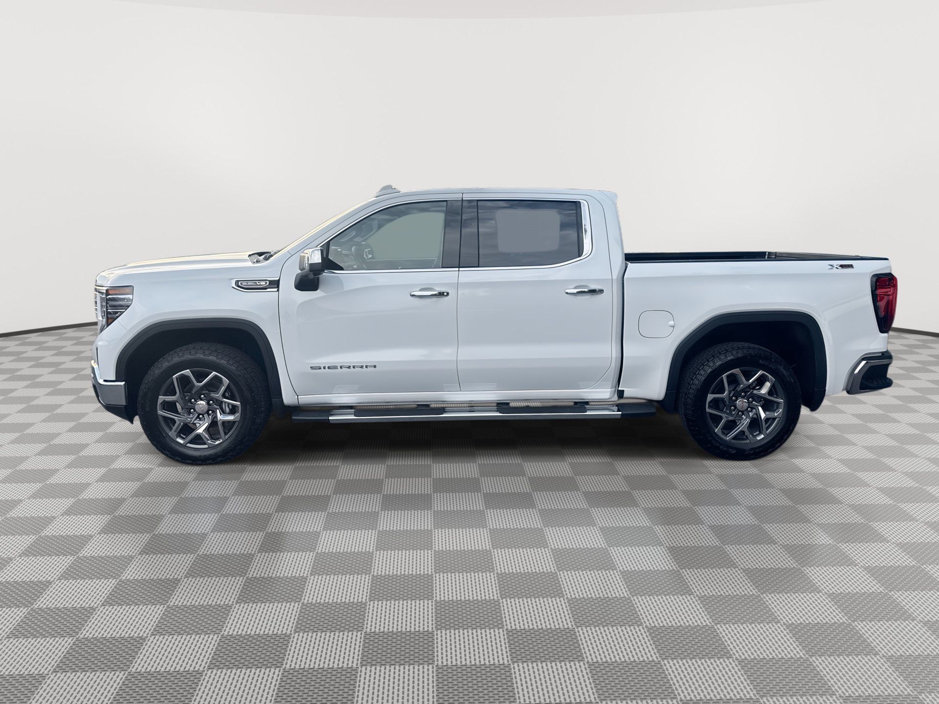 New 2026 GMC Sierra 1500 SLT w/ SLT Premium Plus Package AWD/4WD image 5
