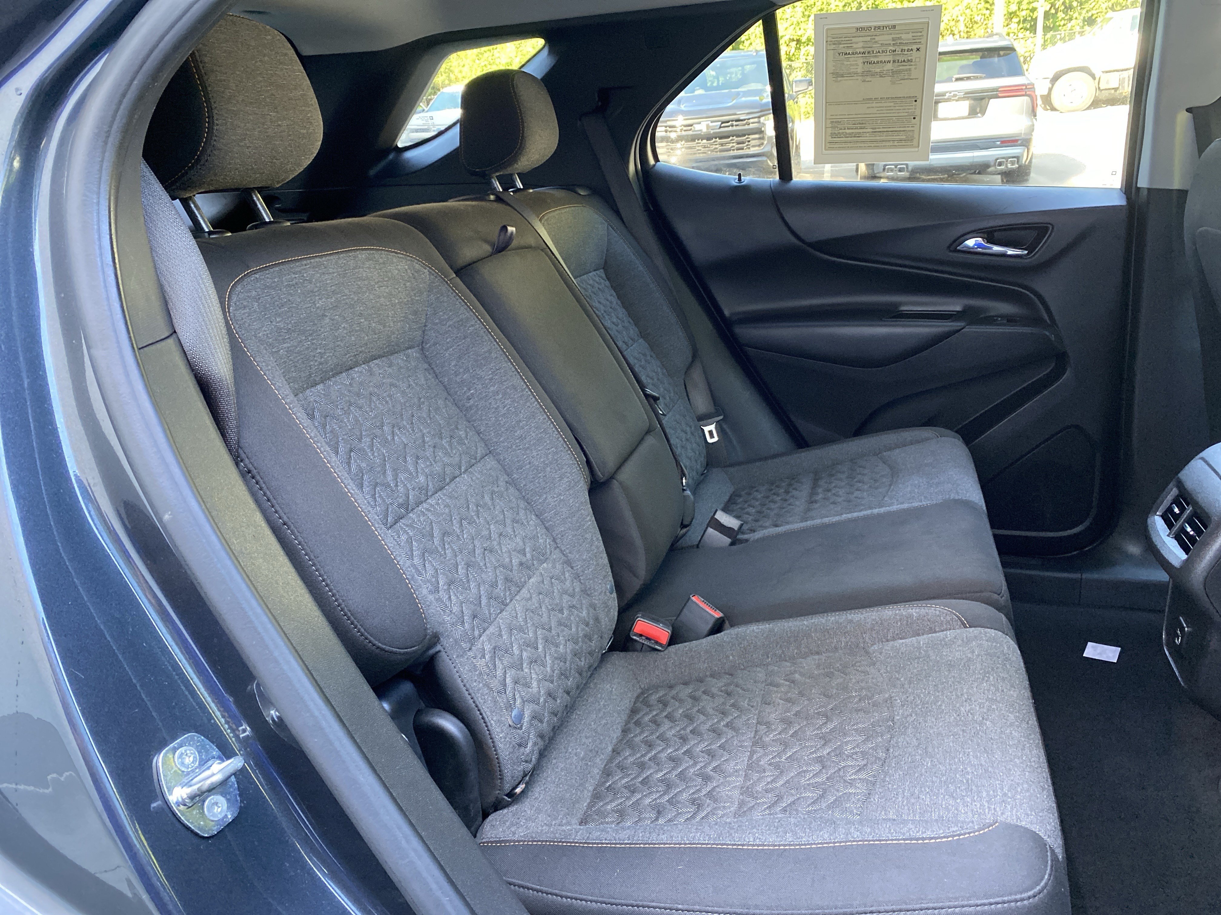 Used 2023 Chevrolet Equinox LT AWD/4WD image 34