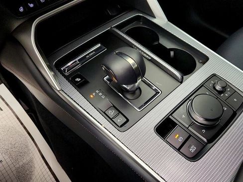 Used 2025 MAZDA CX-90 Plug-In Hybrid w/ Premium Plus image 17