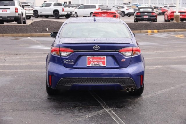Used 2022 Toyota Corolla SE FWD image 6