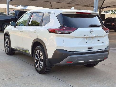 Certified 2023 Nissan Rogue SV FWD image 5