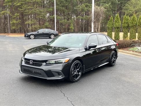 Used 2023 Honda Civic Sport image 6