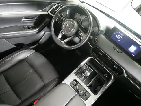 Used 2024 MAZDA CX-90 3.3 Turbo w/ Preferred Plus AWD/4WD image 9