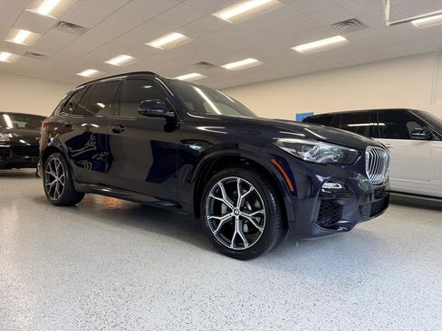 Used 2019 BMW X5 xDrive40i w/ M Sport Package AWD/4WD image 10