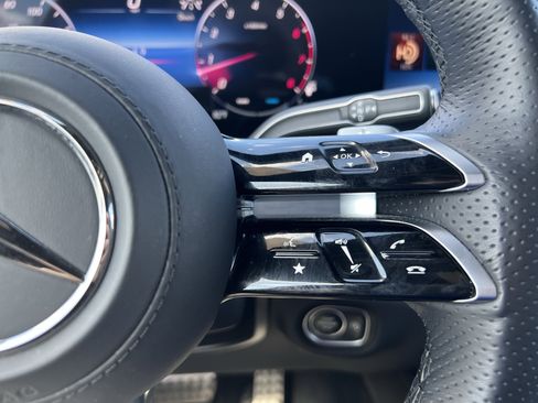 Certified 2025 Mercedes-Benz GLS 450 4MATIC image 20