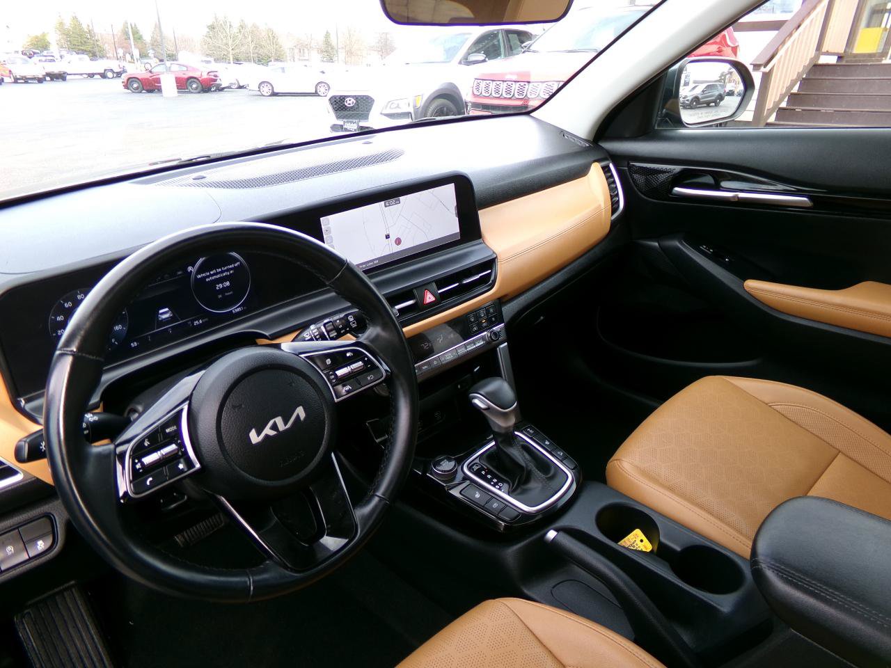 Used 2024 Kia Seltos EX AWD/4WD image 33